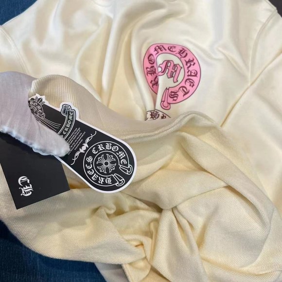 Chrome Heartspink horseshoe hoodie - Picture 6 of 6